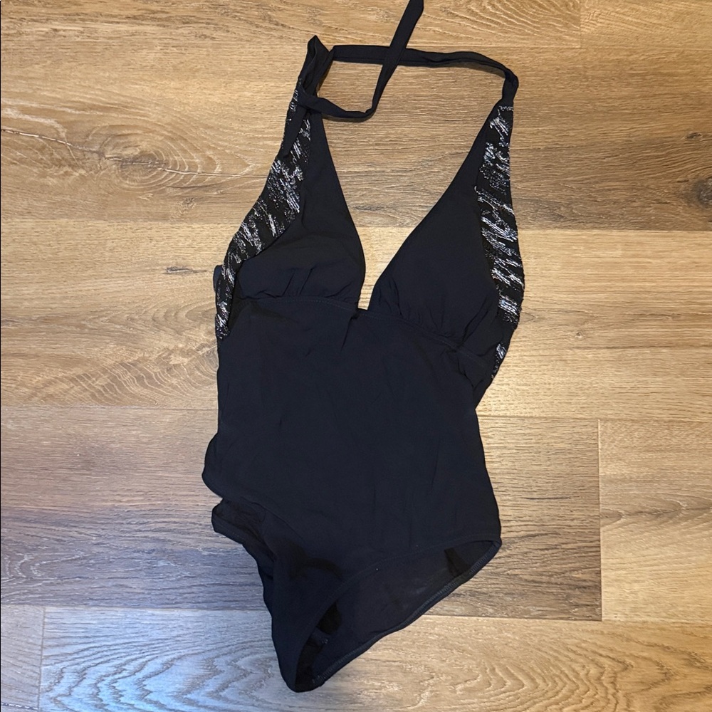 H&M Shimmering Silver Knit Tank - Picture 3 of 3